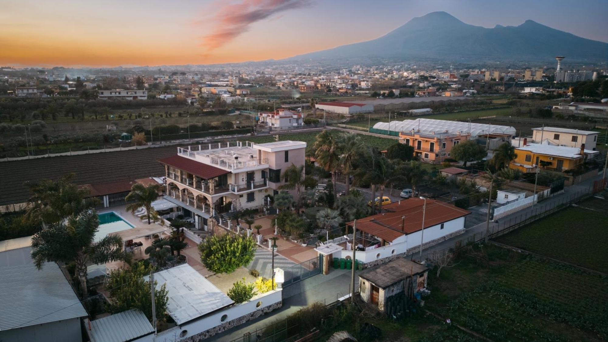 Villa Aurelia Pompéi Extérieur photo